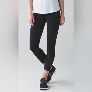 Lululemon Inspire Tight II Black Laser Cut EUC